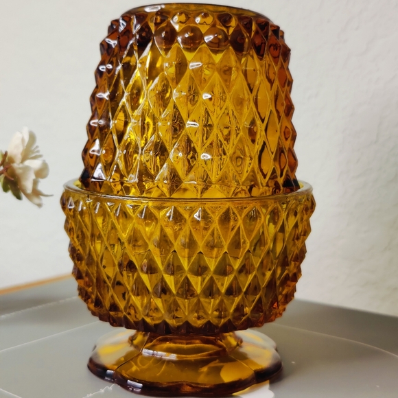Amber Glass Fairy Lamp - Diamond Point Pattern  MCM Decor - Picture 7 of 11